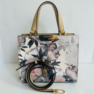 Calvin Klein Lola Small Crossbody